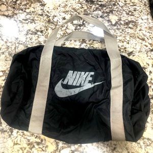 Vintage Nike Gym Training Duffel Bag